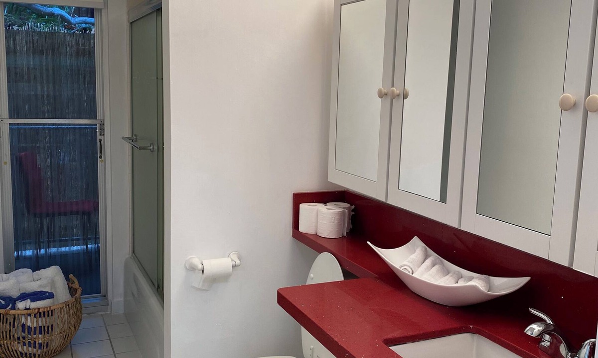 Diamond Head - Kapahulu - St. Louis Apartment | Diamond Head Beach Hotel