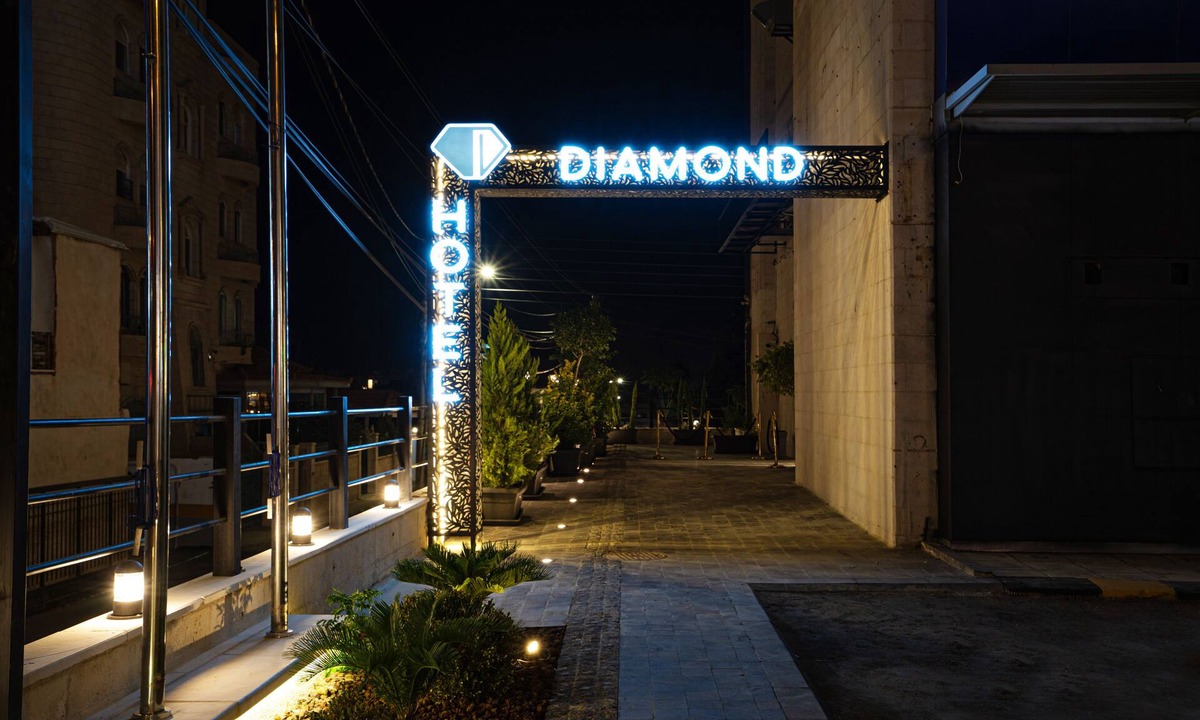 Al Jubeiha Hotel | Diamond Hotel Suites