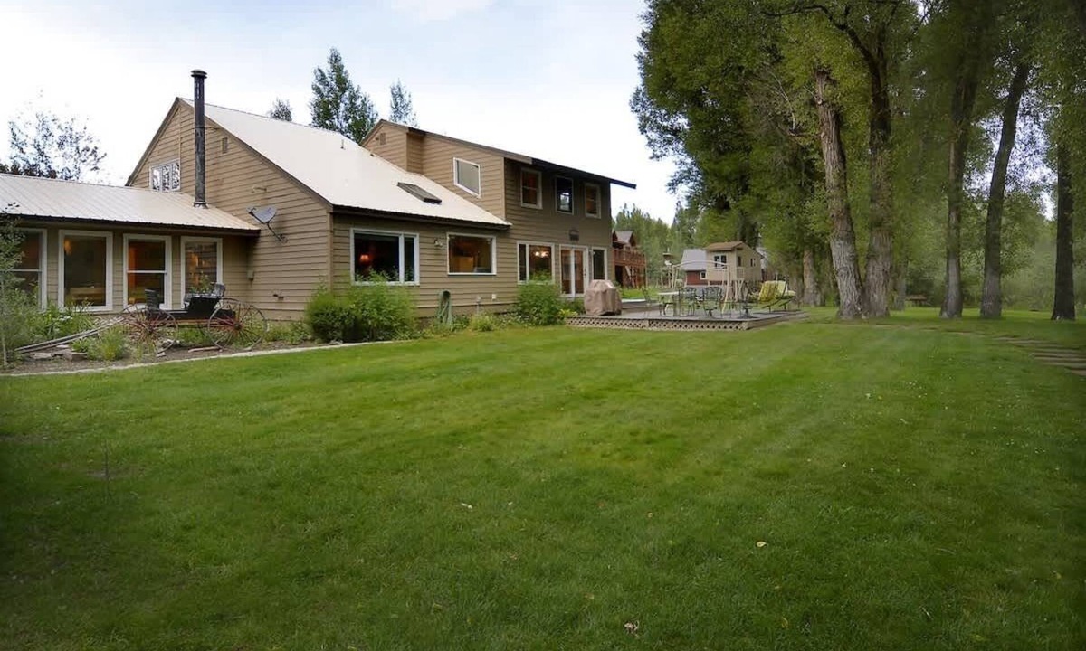 Gunnison House | Diamond On The River