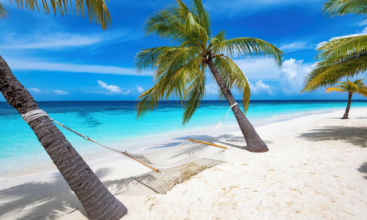 Athuruga Island Resort | Diamonds Athuruga Maldives Resort & Spa