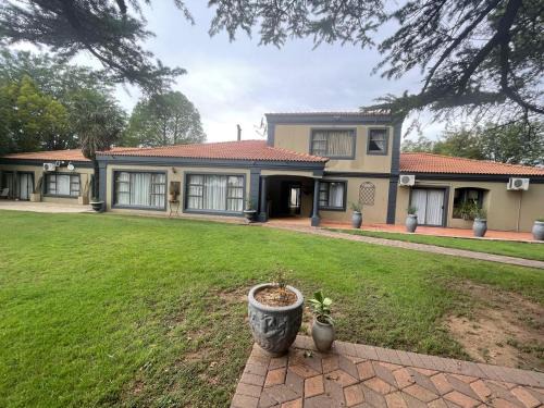 Bloemfontein House | Die Groen Akker