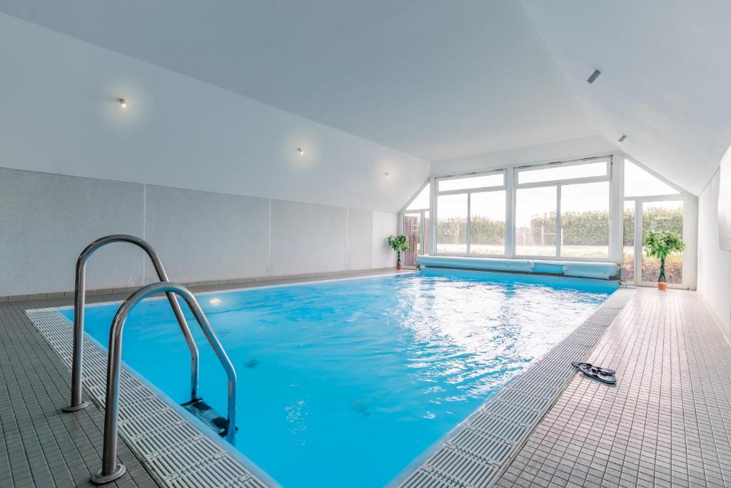 Dassow Apartment | Die Ostseeperle mit Pool 2