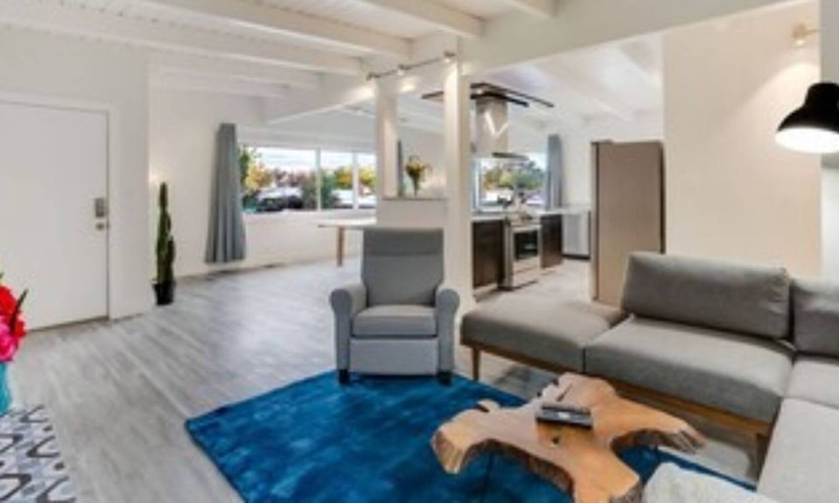 Nob Hill Condo | Diego's Delight!! 3 King suites all with their own master baths plus a 1/2 bath