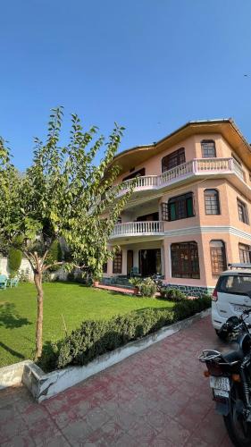 Nishat-Shalimar Bed & Breakfast | Dilaram Guest House