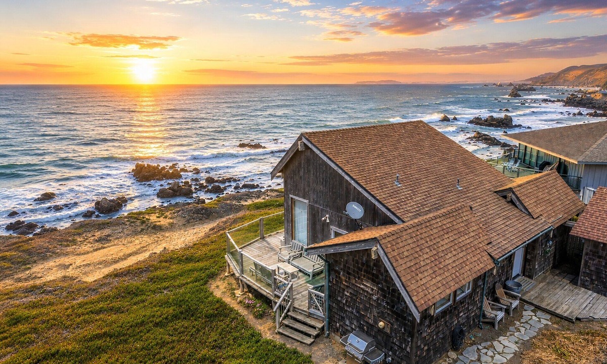Dillon Beach House | Dillon Beach Cottage~VIEWS! Bluff-Top Home~Steps to Beach~Breaking Waves