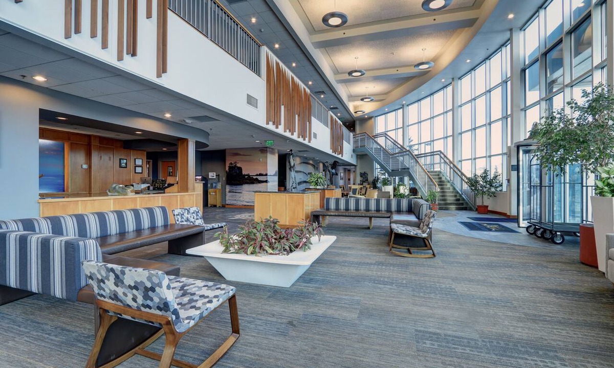 Bayshore - Klatt Hotel | Dimond Center Hotel