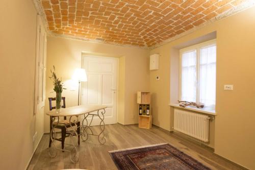 Costigliole d'Asti Bed & Breakfast | Dimora della Rocca