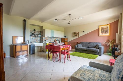 Benevello Apartment | Dimora Moncrivel