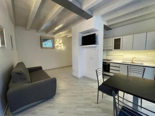 Bonate Sotto Apartment | Dimora San Giulio
