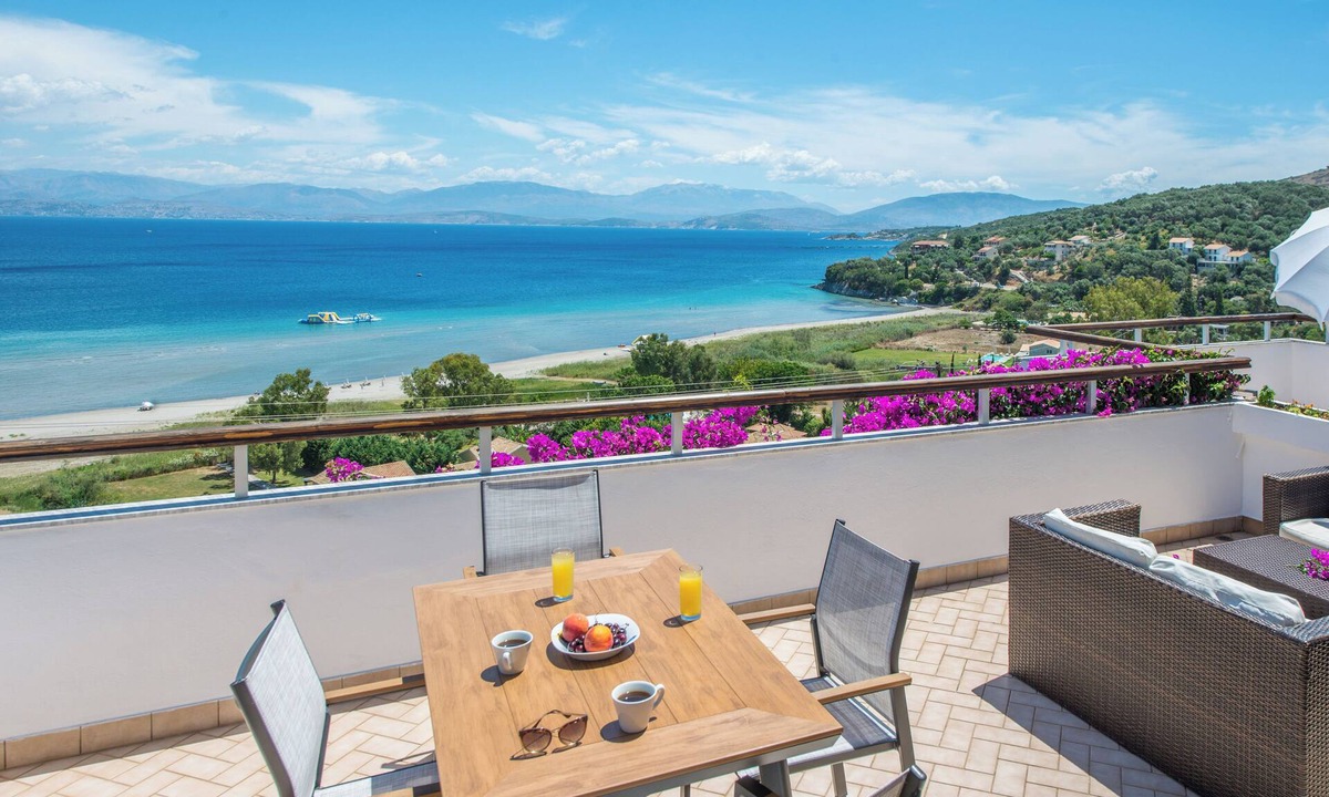 Apraos House | Dionysos Apartments