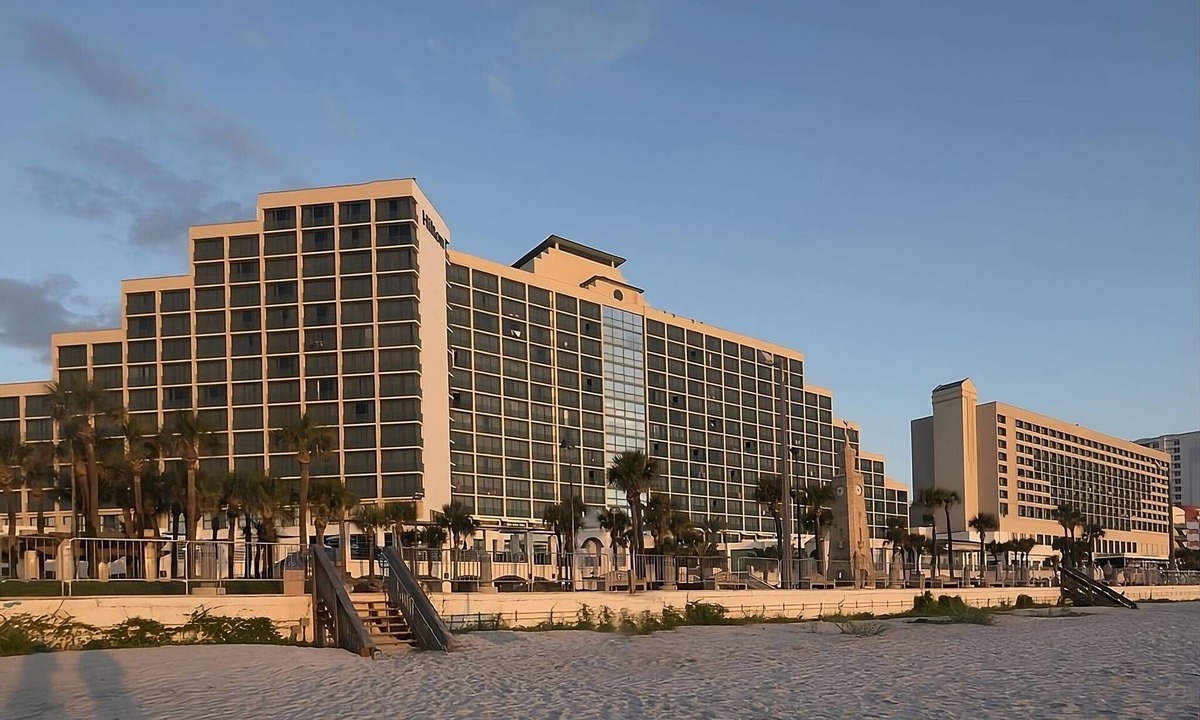 Brush - Stewarts Hotel | Direct Beach Access! City View Unit, Two Pools!