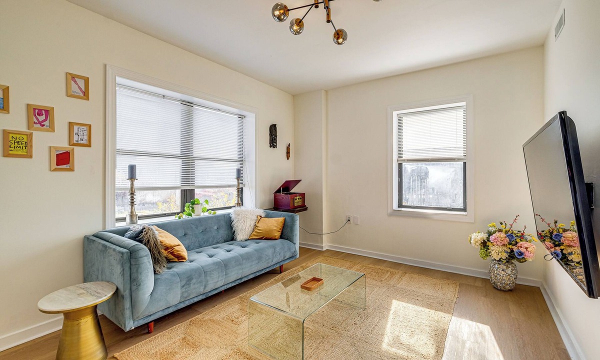 North Capitol Street Condo | Direct Metro Access! Modern Walkable NW DC Condo
