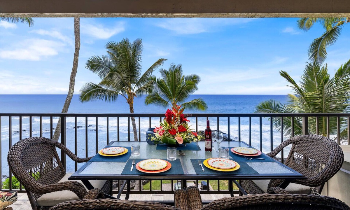 Kailua-Kona Condo | Direct Oceanfront Condo with AC, Amazing Sunsets, Tide Pools, Turtles & Surfers