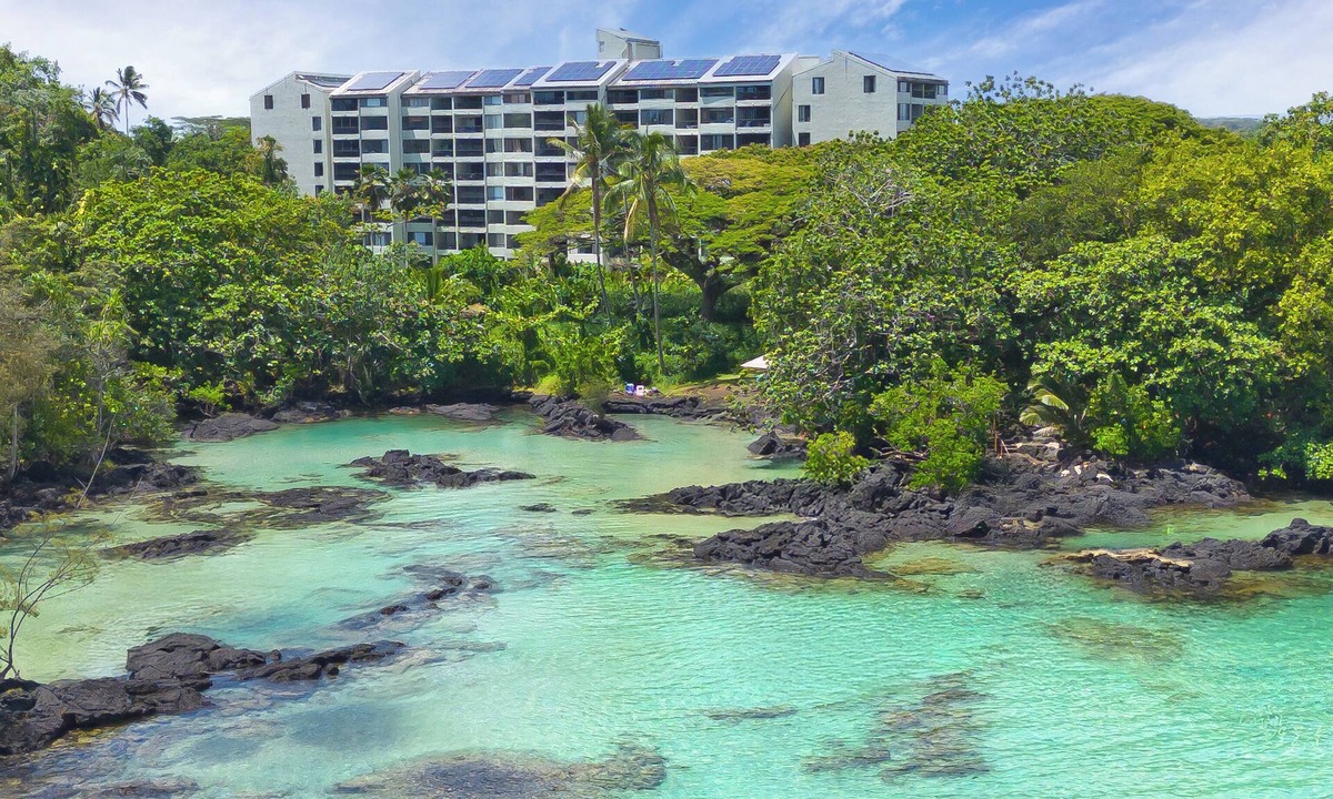 Hilo Condo | Direct Oceanfront Mauna Loa Shores #508 next Carlsmith Beach Park