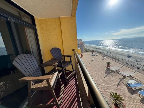 Myrtle Beach Apartment | Direct oceanfront, separate bedroom condo, 9th floor, unbelievable views!