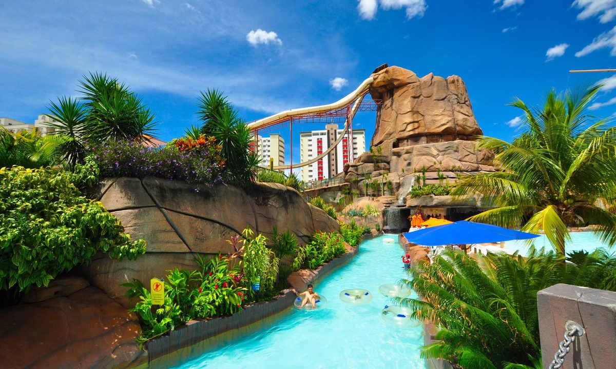 Centro Apartment | DiRoma Fiori com um dia no Acqua park