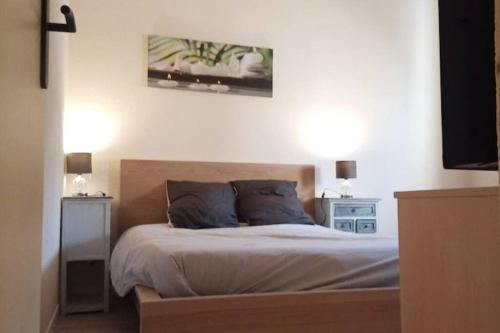 Chevigney-sur-l'Ognon Apartment | Discount Gite confort Sortie Besançon Texas T3
