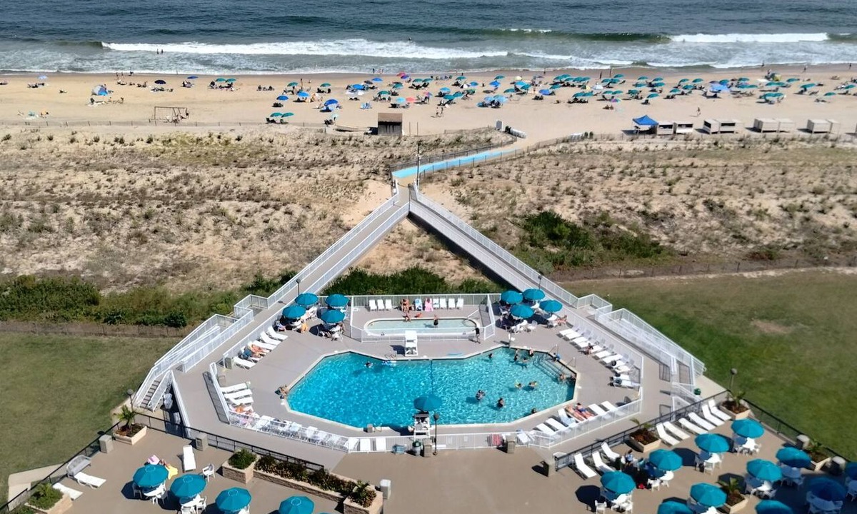 Bethany Beach Condo | Discounts Available - June & July Dates Available - 3BR 2.5 Baths - Ocean Views