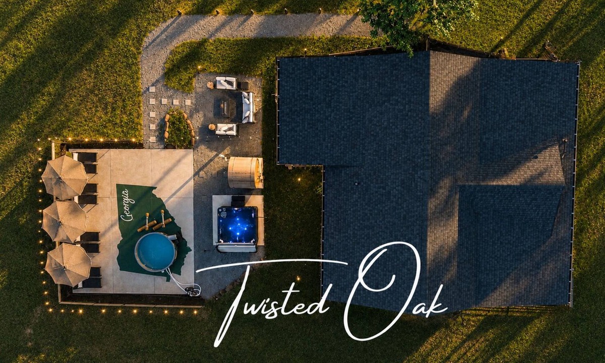 Talking Rock Cabin | Discover Elevated Wellness Pool Sauna Hot-Tub Mountain Views Secluded