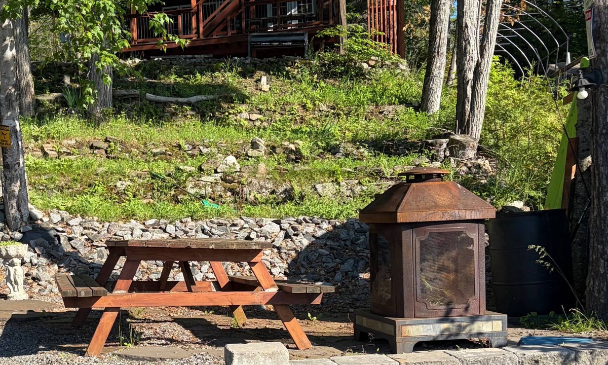 Faraday Cottage | Discover Serenity: Ultimate Summer Getaway Awaits at Charming Cottage Retreat!