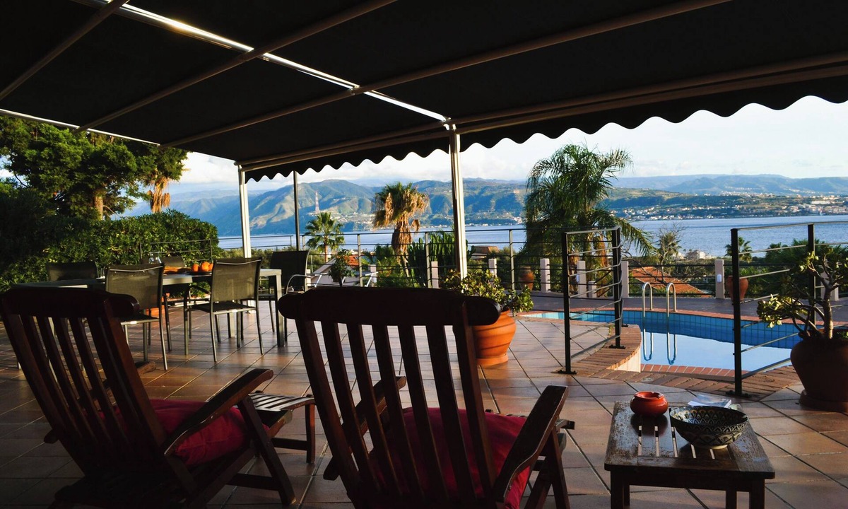 Ganzirri Villa | Discover your exclusive oasis in Ganzirri: the villa overlooking the Strait