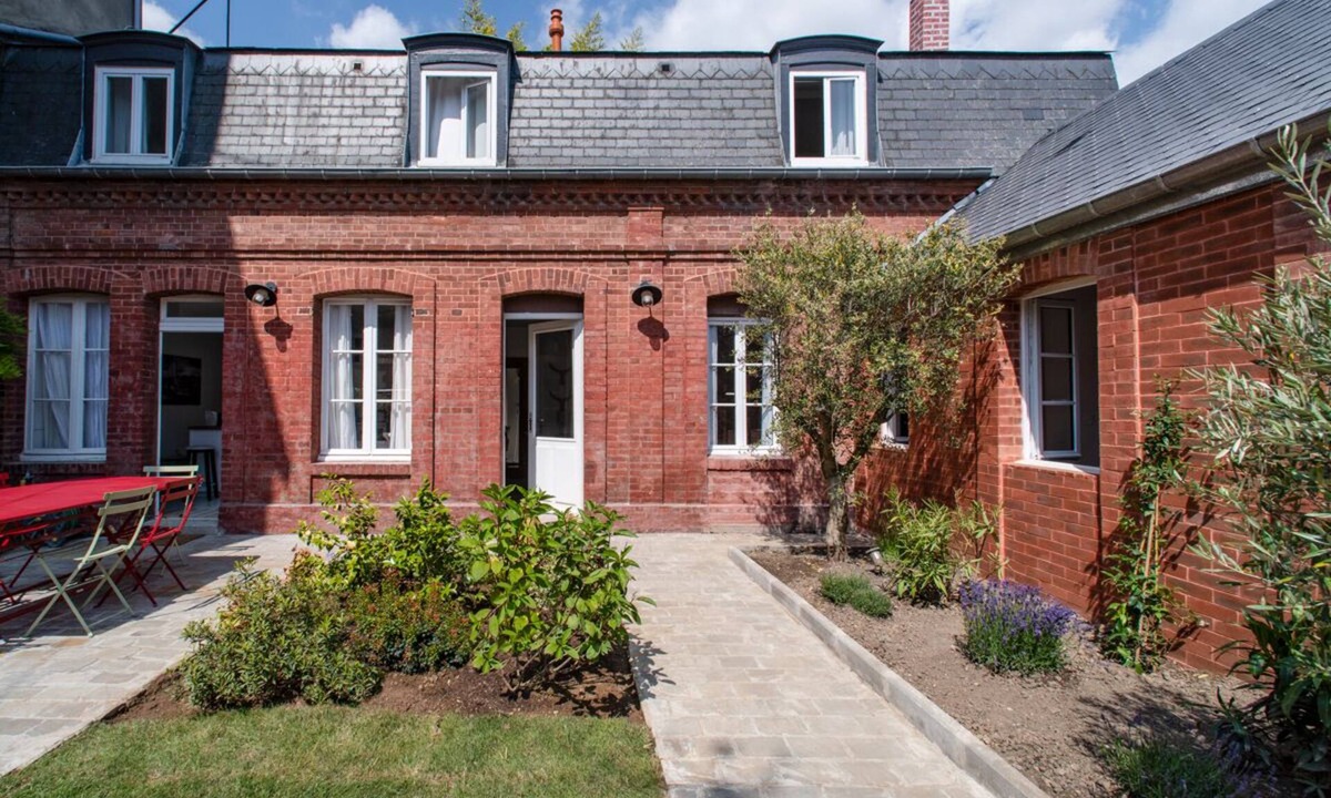 Honfleur House | Discreet luxury, 2 bedroom Owner's House in the heart of Historic Honfleur