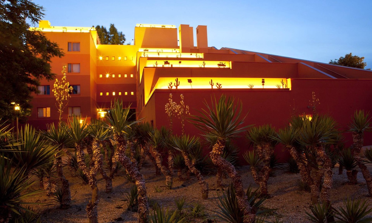 Coupvray Hotel | Disney Hotel Santa Fe