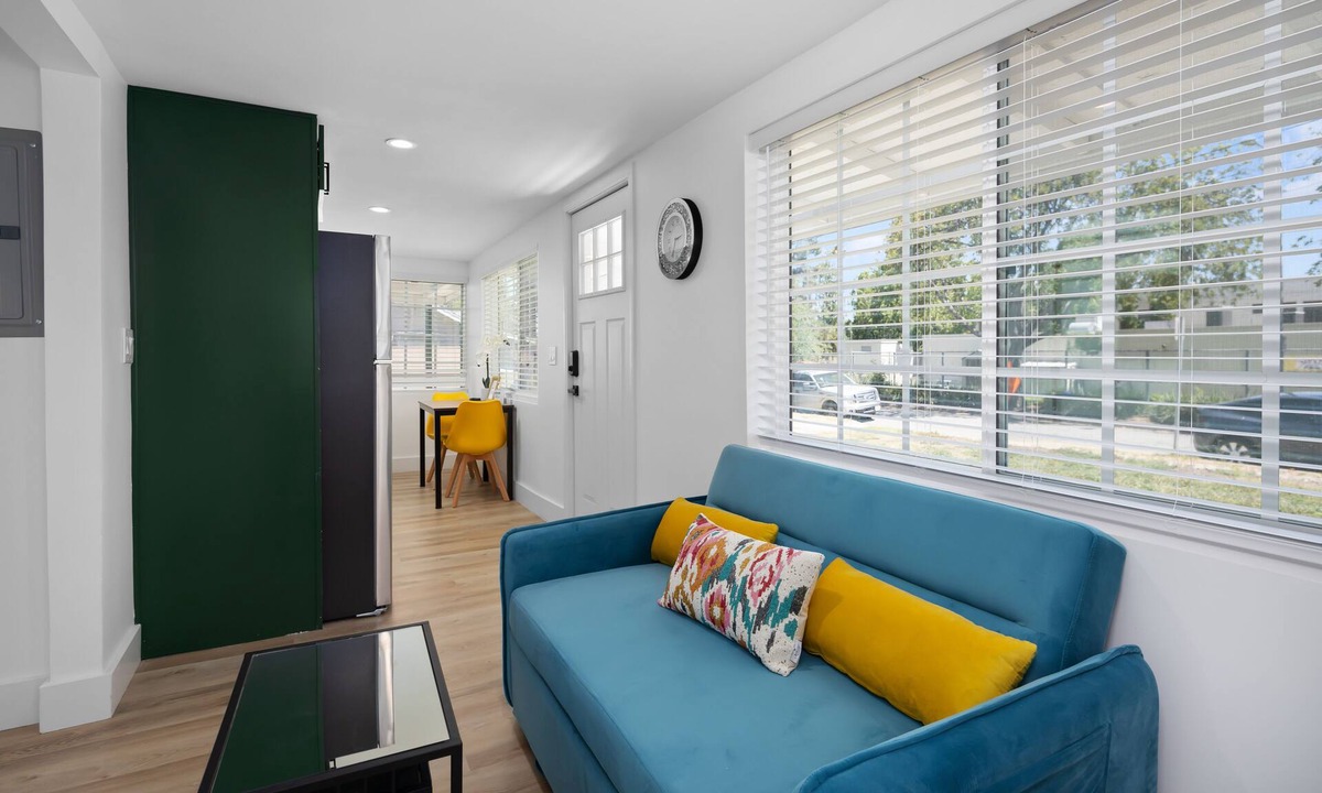 North Central House | ★DIVINE 1B1B 5mins. DRIVE TO ROSE BOWL STADIUM★