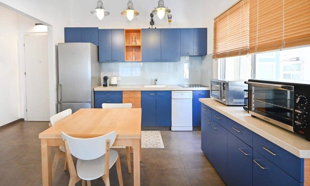 Tel Aviv Apartment | Dizengoff Area 2BR by HolyGuest