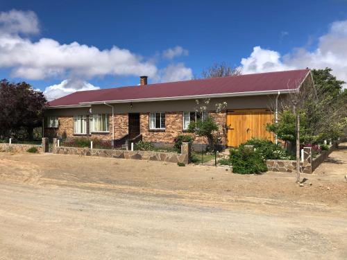 Sutherland House | DKC Accommodation