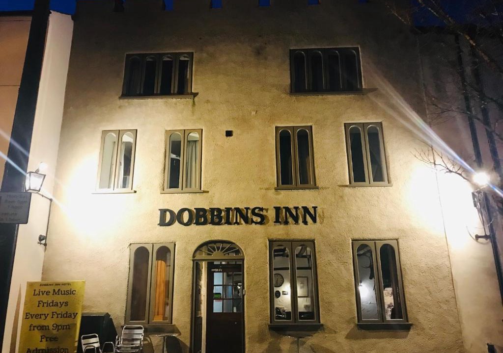 Carrickfergus Hotel | Dobbins Inn