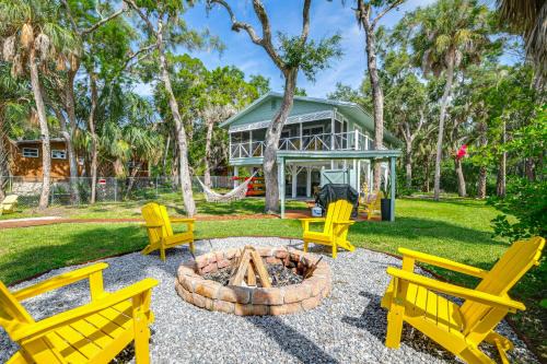 Crystal River House | Dock, Hot Tub & Games: Crystal River Family Gem