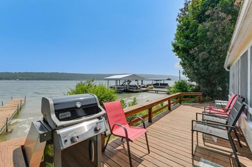 Town of Jerusalem House | Dock & Rowboat: 'Beechnut Bungalow' on Keuka Lake