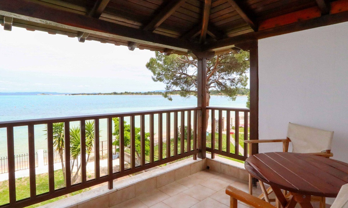 Vourvourou Villa | Docker BeachFront House by Halkidiki Villas
