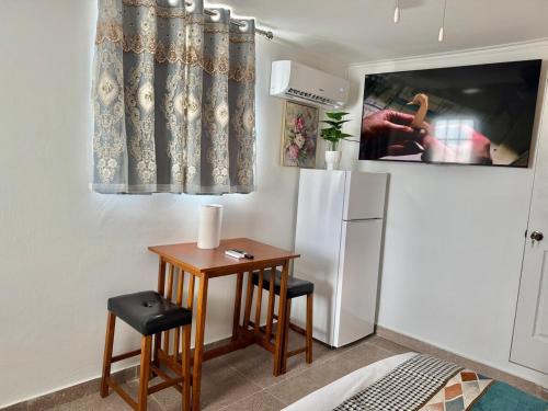 Discovery Bay Apartment | Dockside 1B in Providenciales 7min from Airport