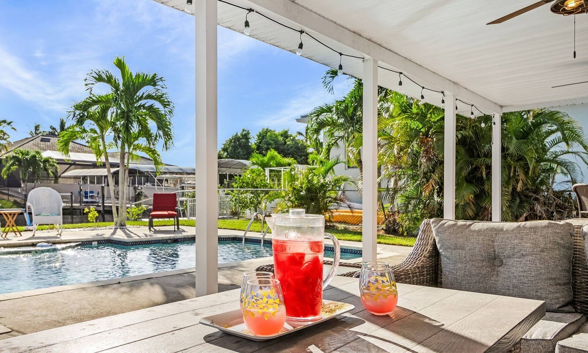 Yacht Club House | Dockside Oasis in Cape Coral