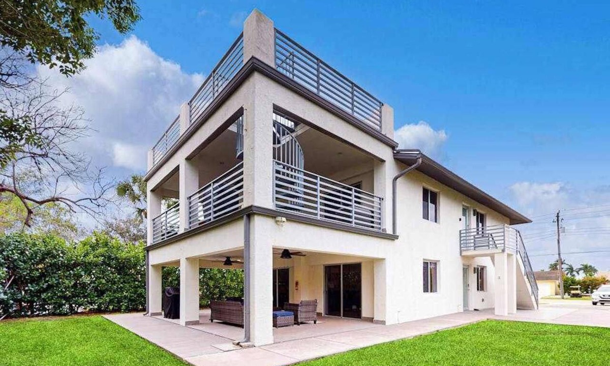 Isles of Capri Condo | Dog-friendly duplex with a patio, deck, washers, dryers, & central AC