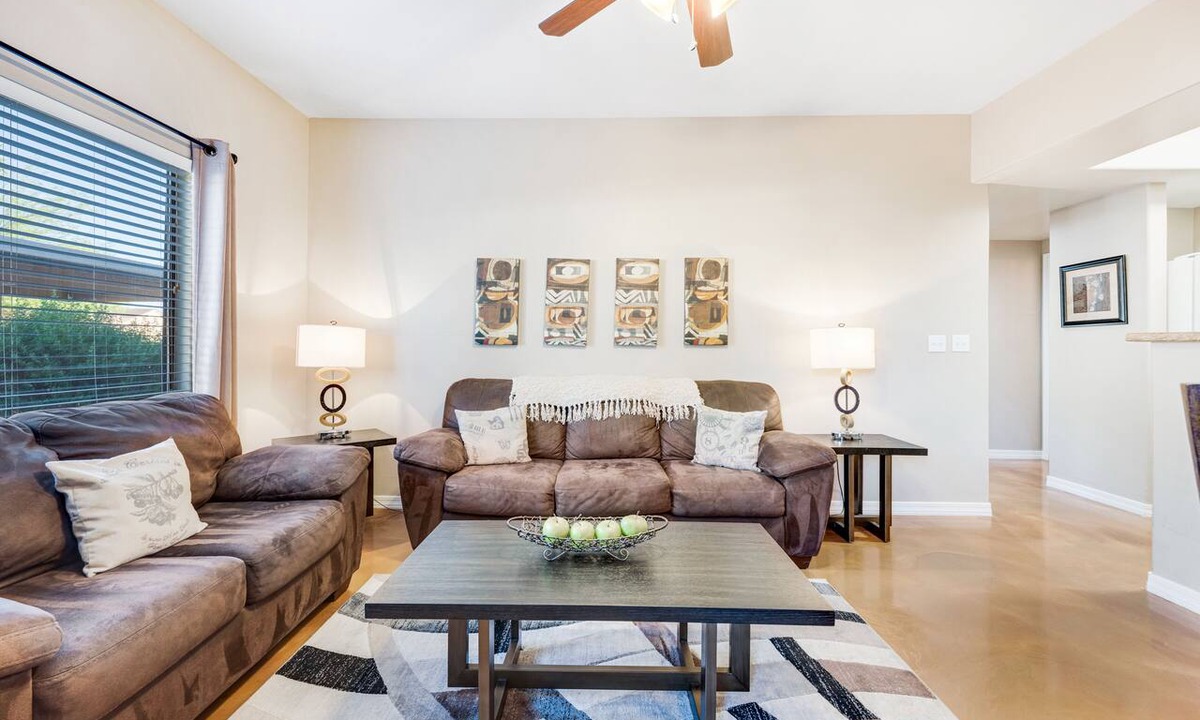 Maryvale Condo | Dog-friendly ground-floor condo with patio, pool, hot tub & gym