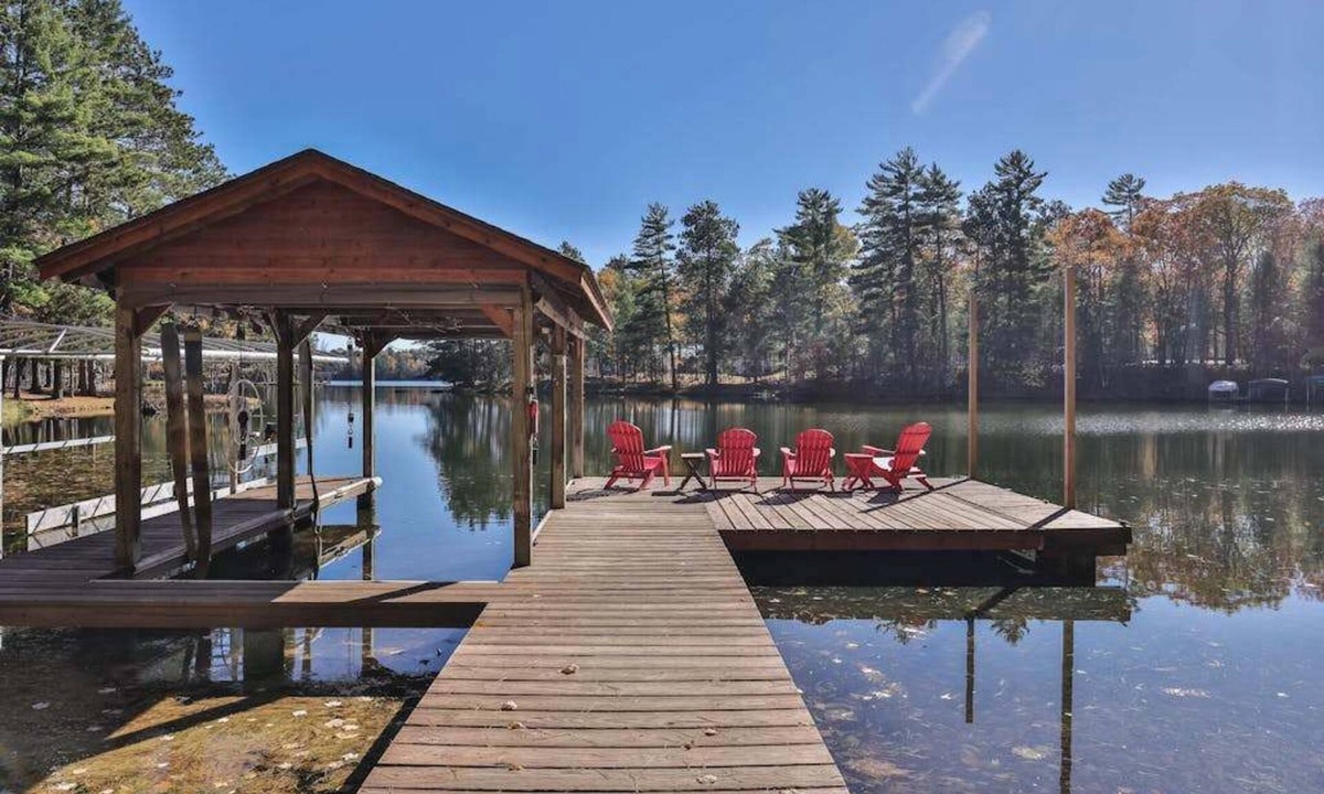Eagle River House | Dog-friendly, lakefront lodge in the woods with large dock, central AC, & canoe