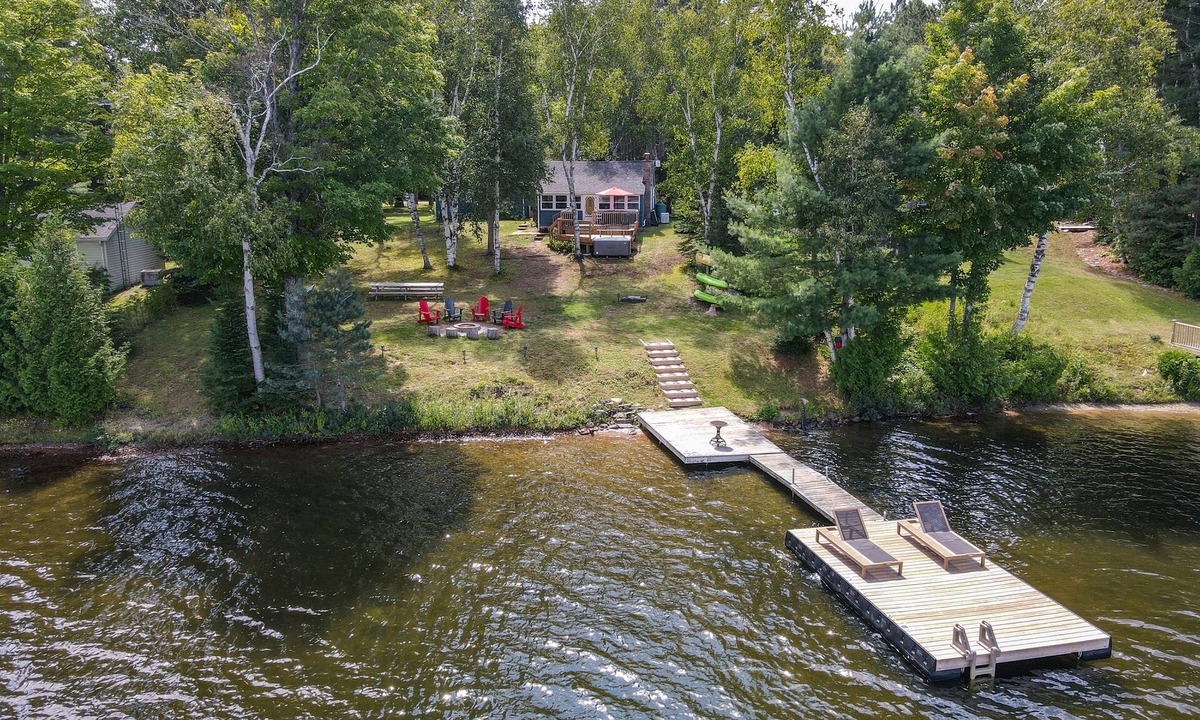 Minden House | Dog-friendly Lakefront Cottage w/Hot Tub + WiFi + Firepit + Games + Near Trails