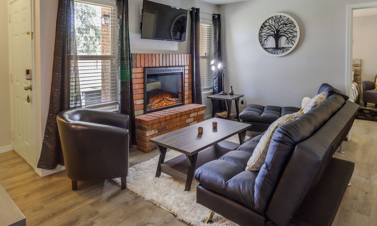 South Mountain Apartment | Dog-friendly Phoenix Condo w/ Community Pool!