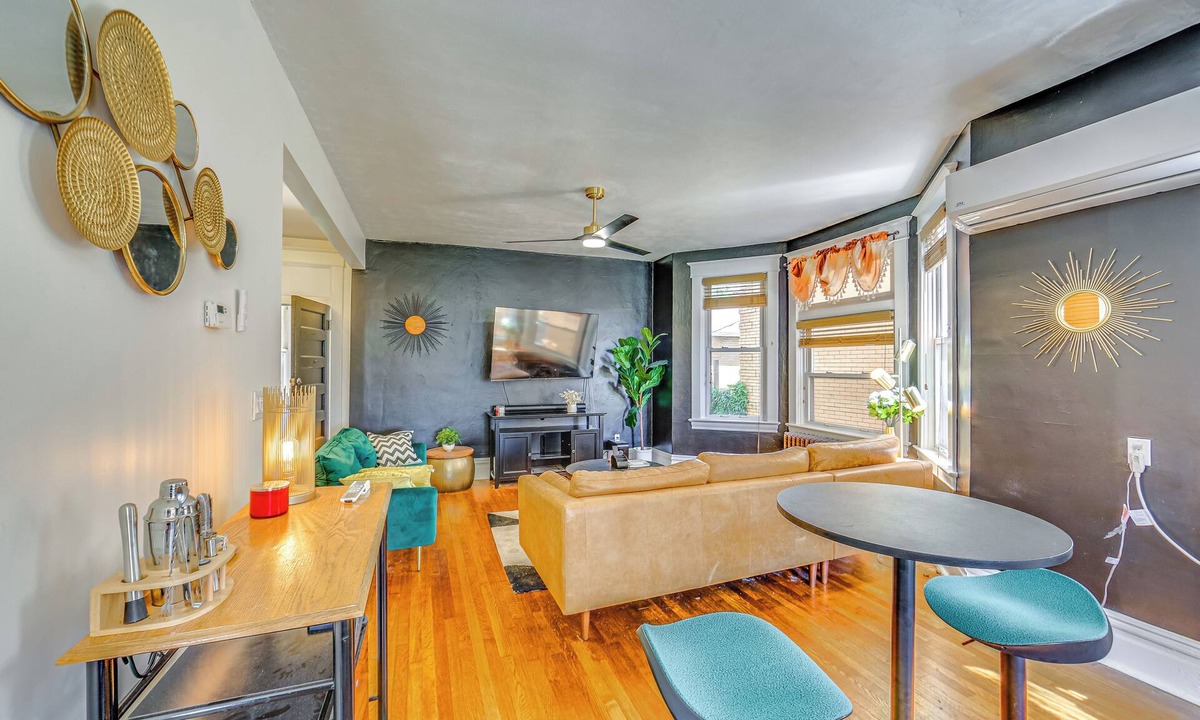 Mount Washington Cottage | Dog-friendly Pittsburgh Home, 3 Mi to Downtown!