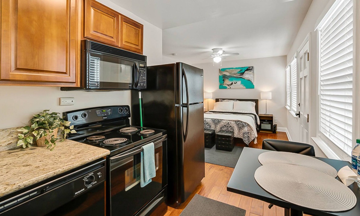 Cortez Hill Condo | Dog-friendly studio with a full kitchen & patio - close to downtown