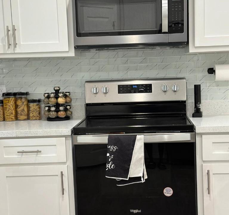 Weslaco Apartment | Doho-Enterprise Villa