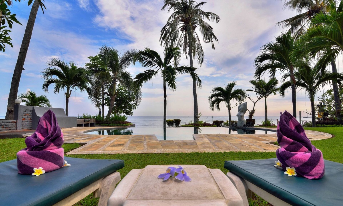 Kaliasem Resort | Dolphin Beach Bali