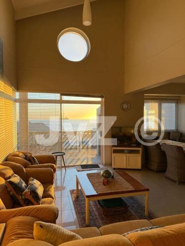 Rand Rifles Apartment | Dolphin View 32
