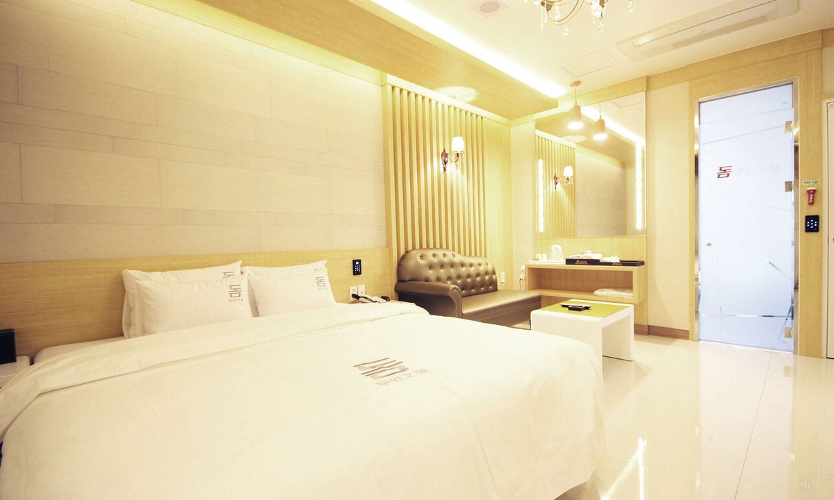 Gwangsan-gu Hotel | Dom Hotel