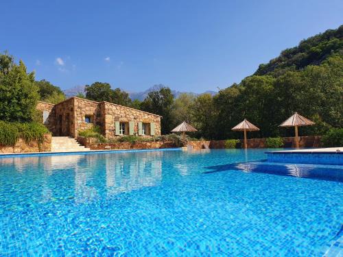 Serriera Villa | Domaine Codaleone
