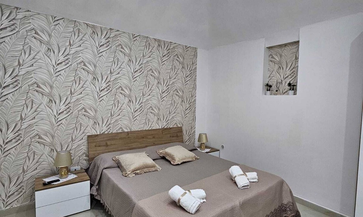 Portici House | Domus Impera: Vacation Home in Herculaneum