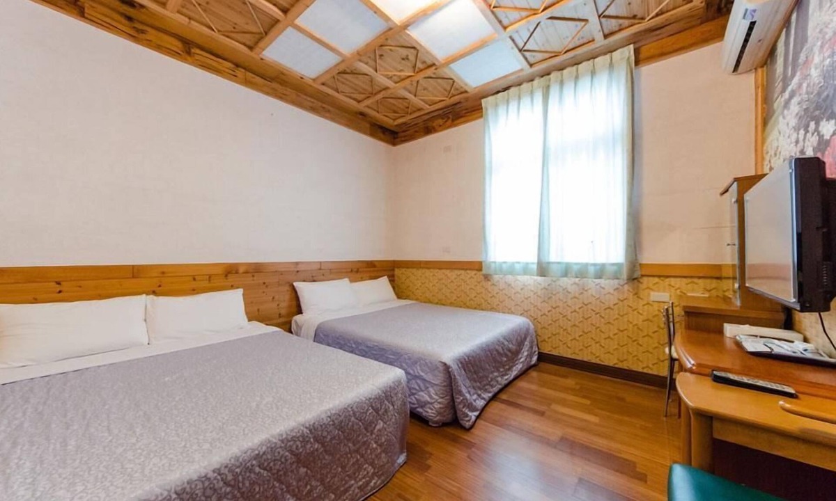Guanshan Bed & Breakfast | Don't Leave Fun